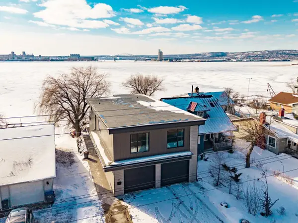 2727 Minnesota Ave, Duluth, MN 55802