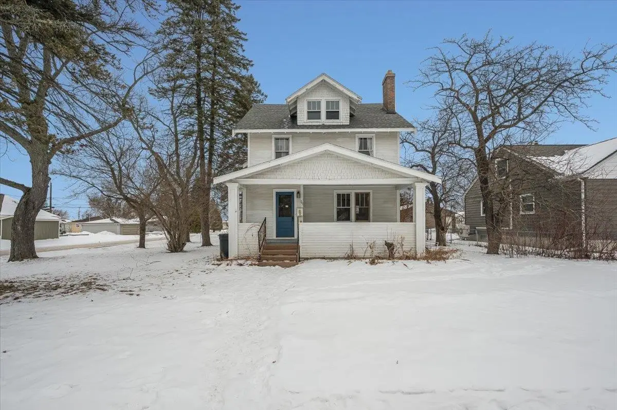 701 E 4th St, Superior, WI 54880 - #1