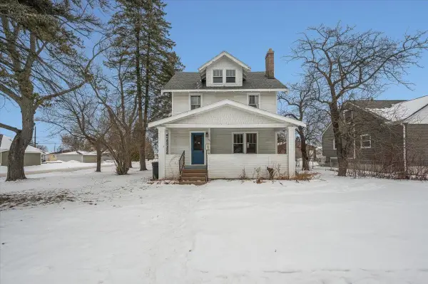 701 E 4th St, Superior, WI 54880