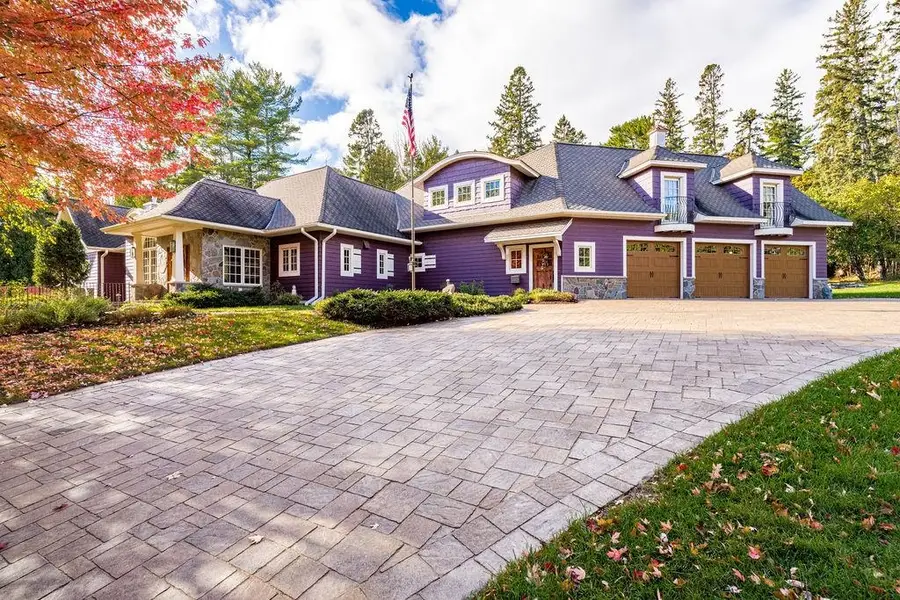 3543 Greysolon Rd, Duluth, MN 55804 - #3