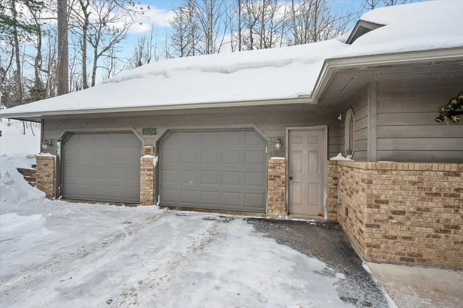 2223 Leonard St, Duluth, MN 55811 - #3