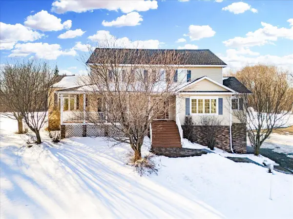 3787 Lavaque Rd, Hermantown, MN 55810