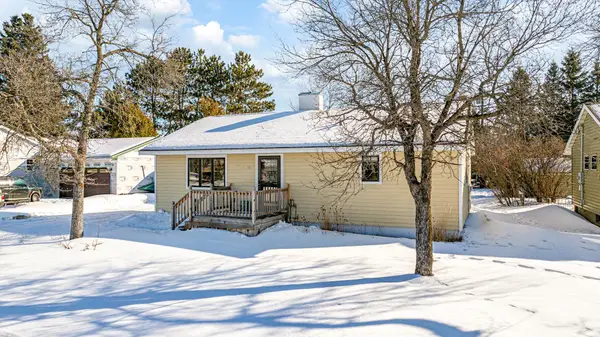 18 Dogwood Blvd, Babbitt, MN 55706