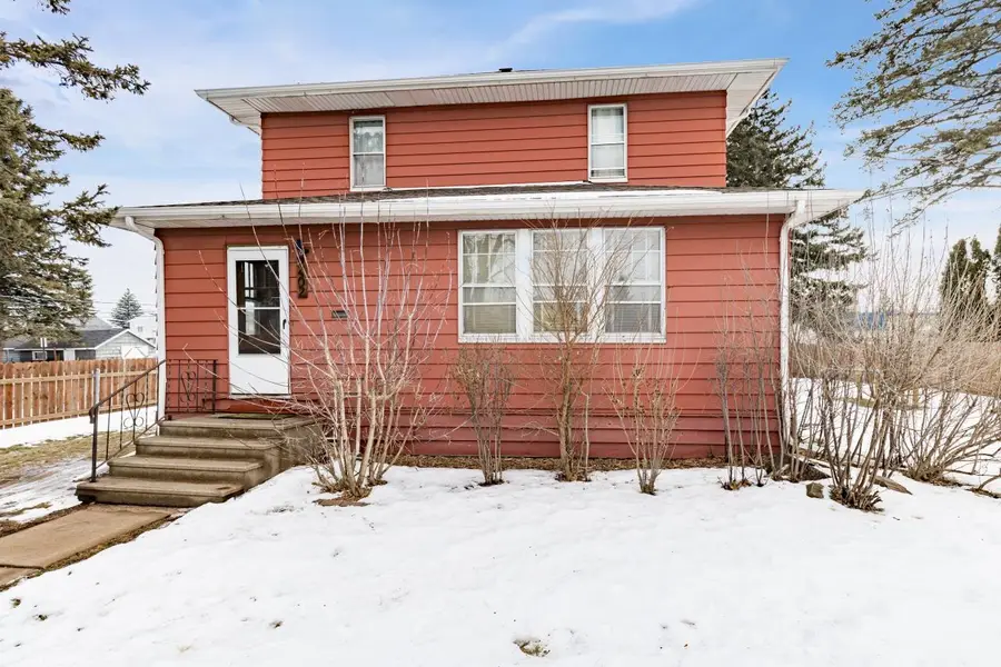 2402 Banks Ave, Superior, WI 54880 - #2