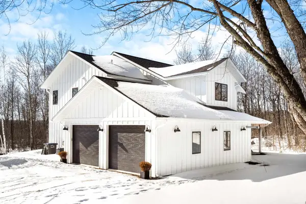 3464 W Tischer Rd, Duluth, MN 55803