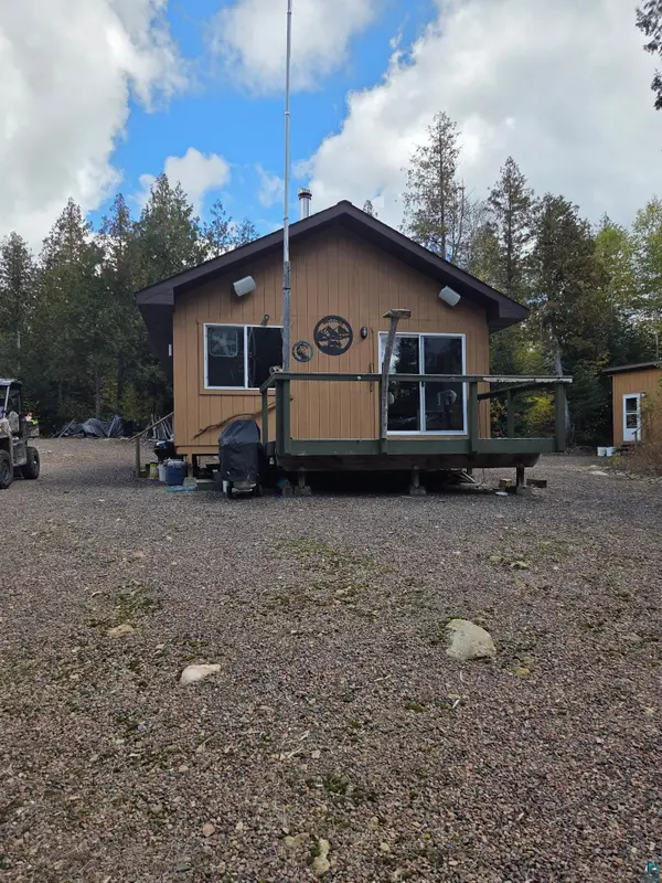 1654 Camp 20 Rd, Hovland, MN 55606