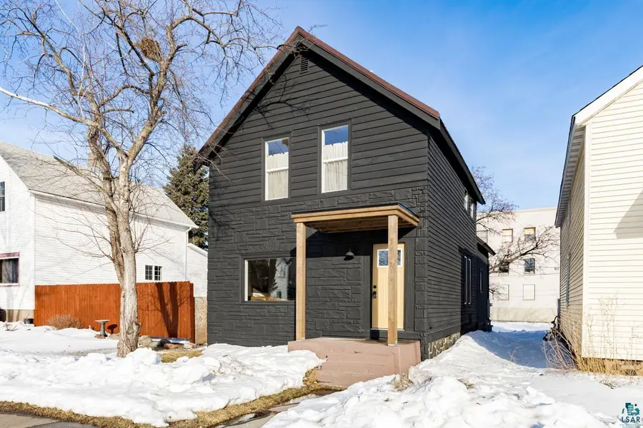 608 N 56th Ave W, Duluth, MN 55807 - #2