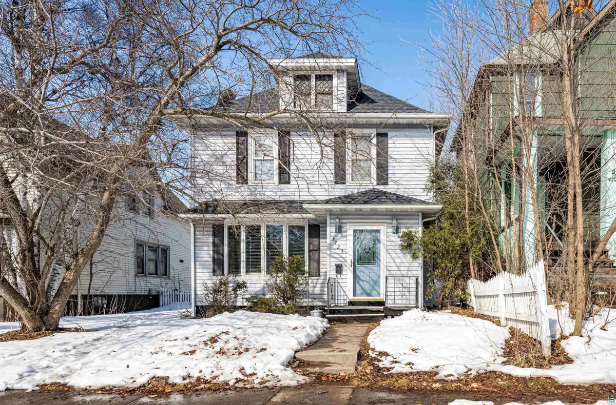 4723 W 6th St, Duluth, MN 55807 - #1