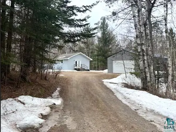 15081 Old Hart Lake Rd, Goodland, MN 55742