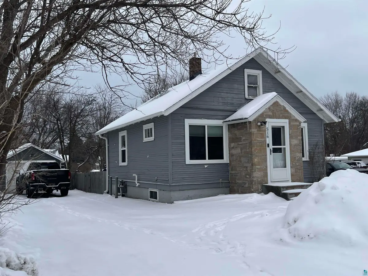 516 14th St, Cloquet, MN 55720 - #1