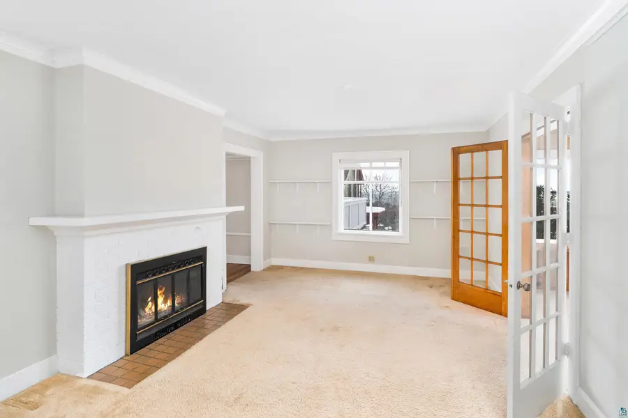16 S 25th Ave E, Duluth, MN 55812 - #3