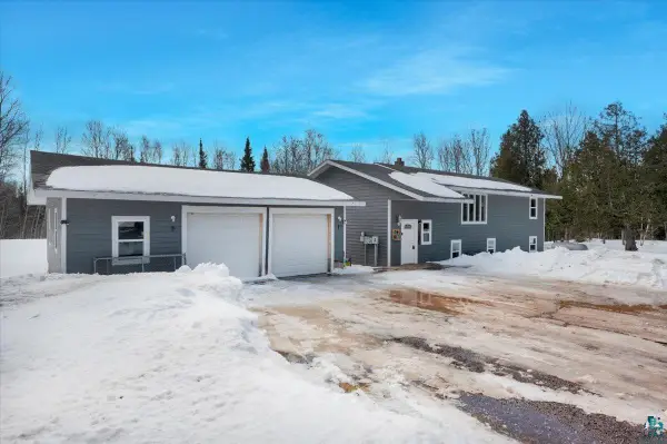 1146 Two Harbors Rd, Two Harbors, MN 55616