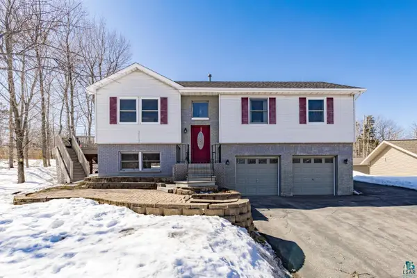 2315 Portage Dr, Duluth, MN 55811