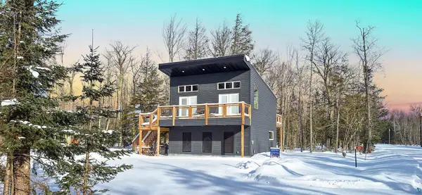 365 Mondamin Tr, LaPointe, WI 54850