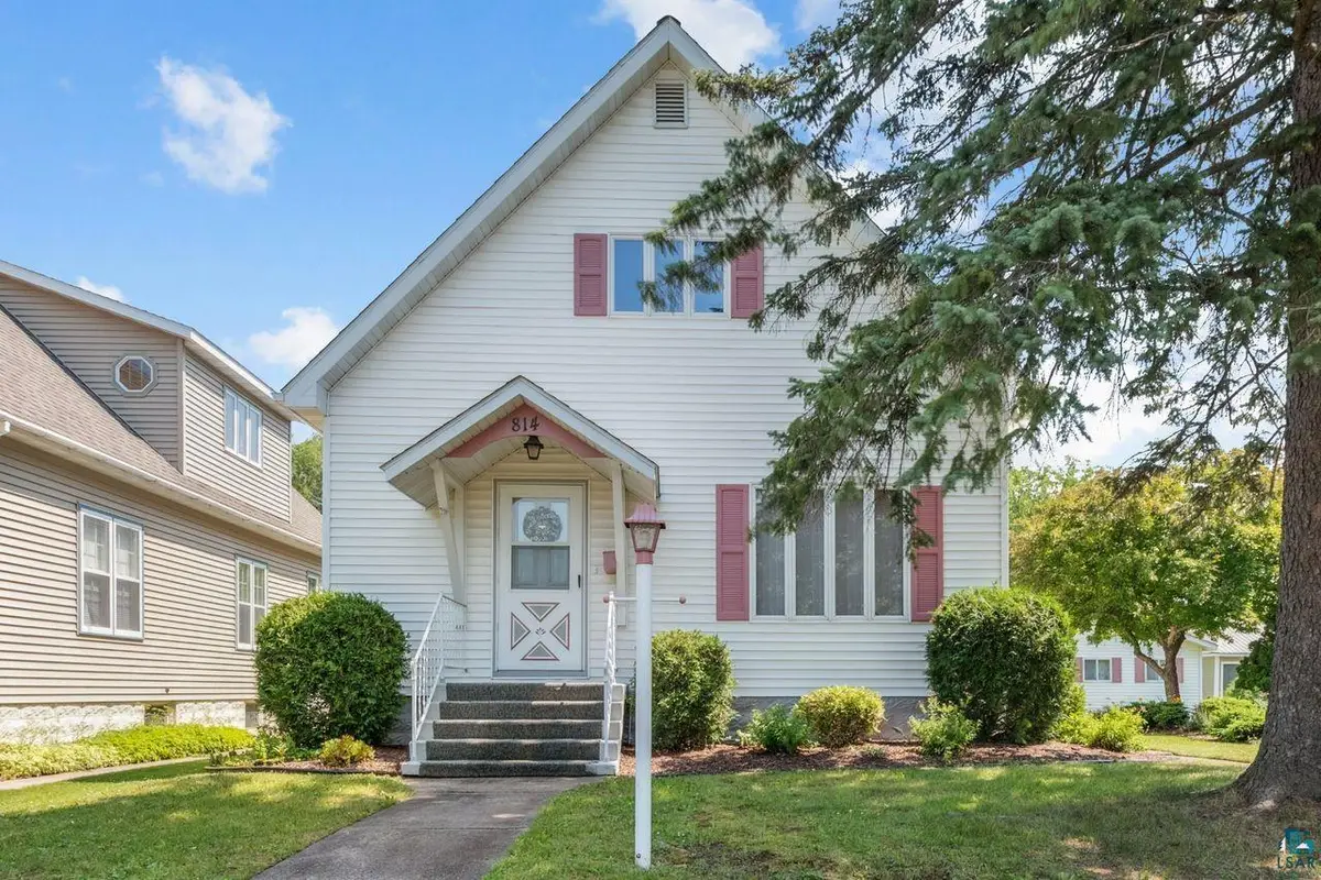 814 3rd Ave W, Ashland, WI 54806 - #1