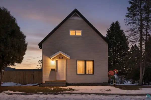 1318 6th St W, Ashland, WI 54806