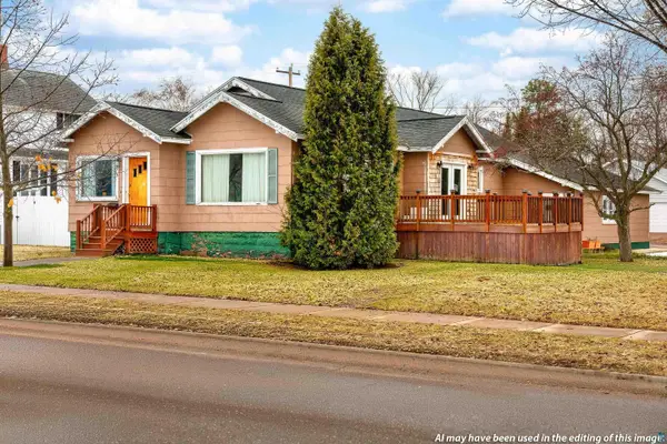 1017 W 9th Ave, Ashland, WI 54806