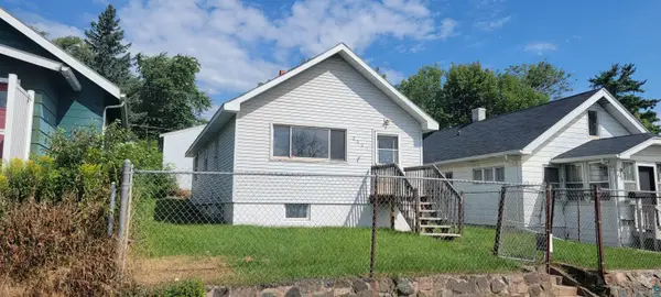 3337 Vernon St, Duluth, MN 55807