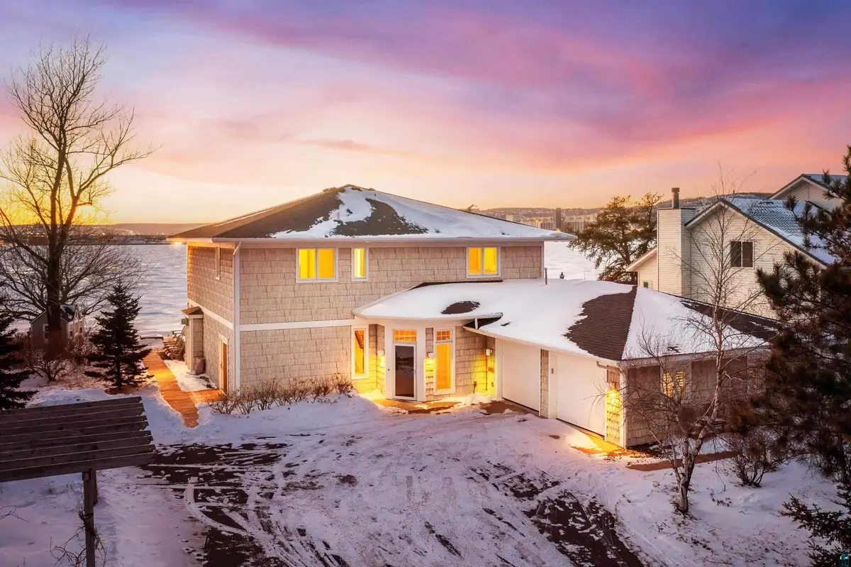 312 Harbor Point Cr, Duluth, MN 55802 - #1