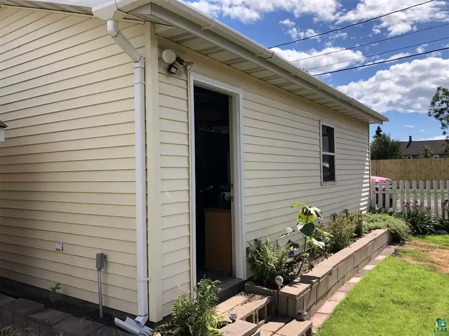 806 5th Ave, Two Harbors, MN 55616 - #2