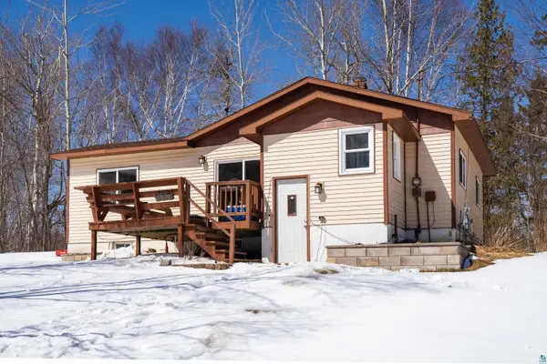 2887 Hutchinson Rd, Duluth, MN 55811
