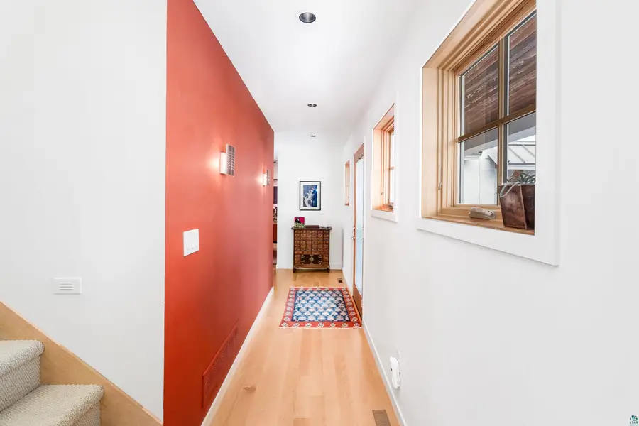 1938 Middle Ln, Duluth, MN 55811 - #3