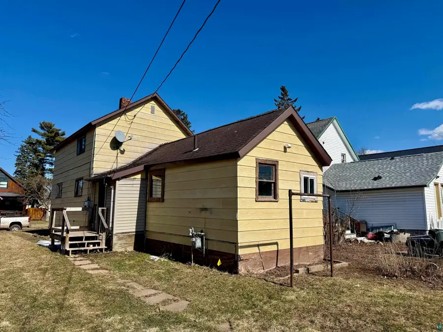 711 3rd Ave W, Ashland, WI 54806 - #2