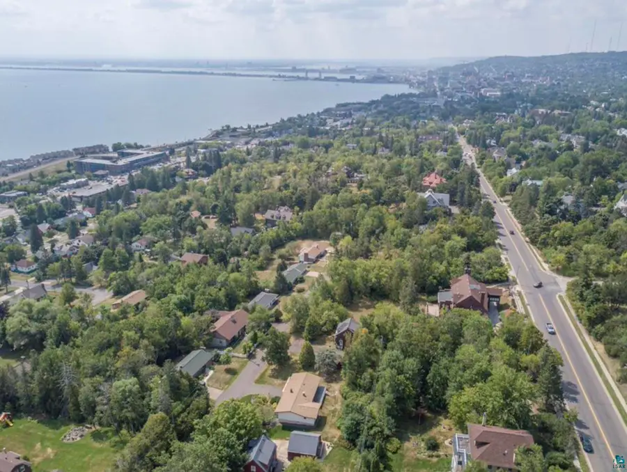 24XX E Superior St, Duluth, MN 55812 - #3