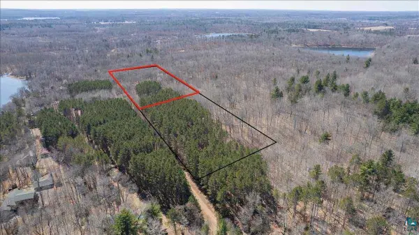 27xxx Hill Rd, Spooner, WI 54801