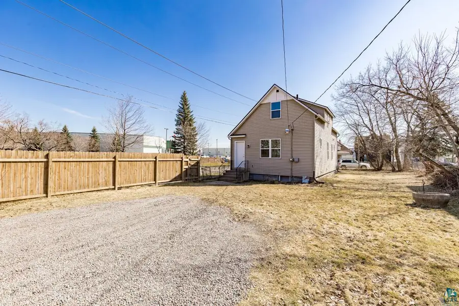 431 N 51st Ave W, Duluth, MN 55807 - #2