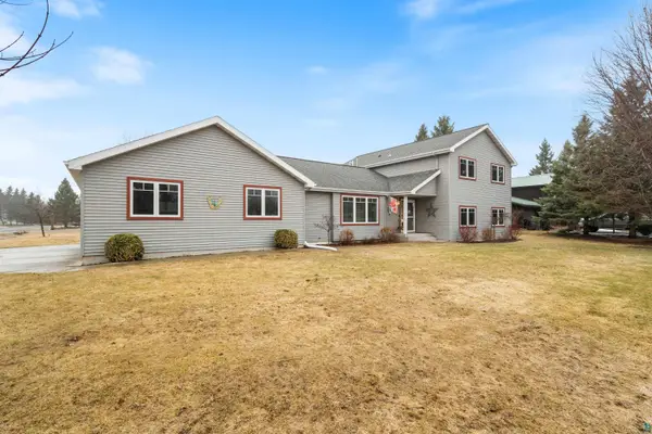 5827 Cedar Ave, Superior, WI 54880