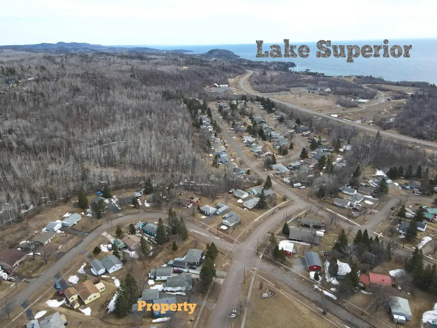 18 Banks Blvd, Silver Bay, MN 55614 - #3