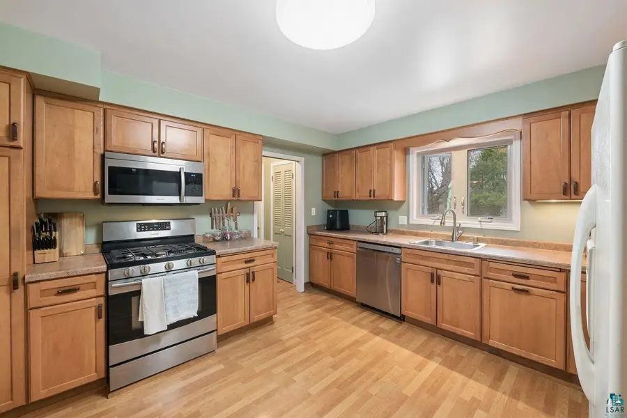 1220 Vaughn Ave, Ashland, WI 54806 - #2