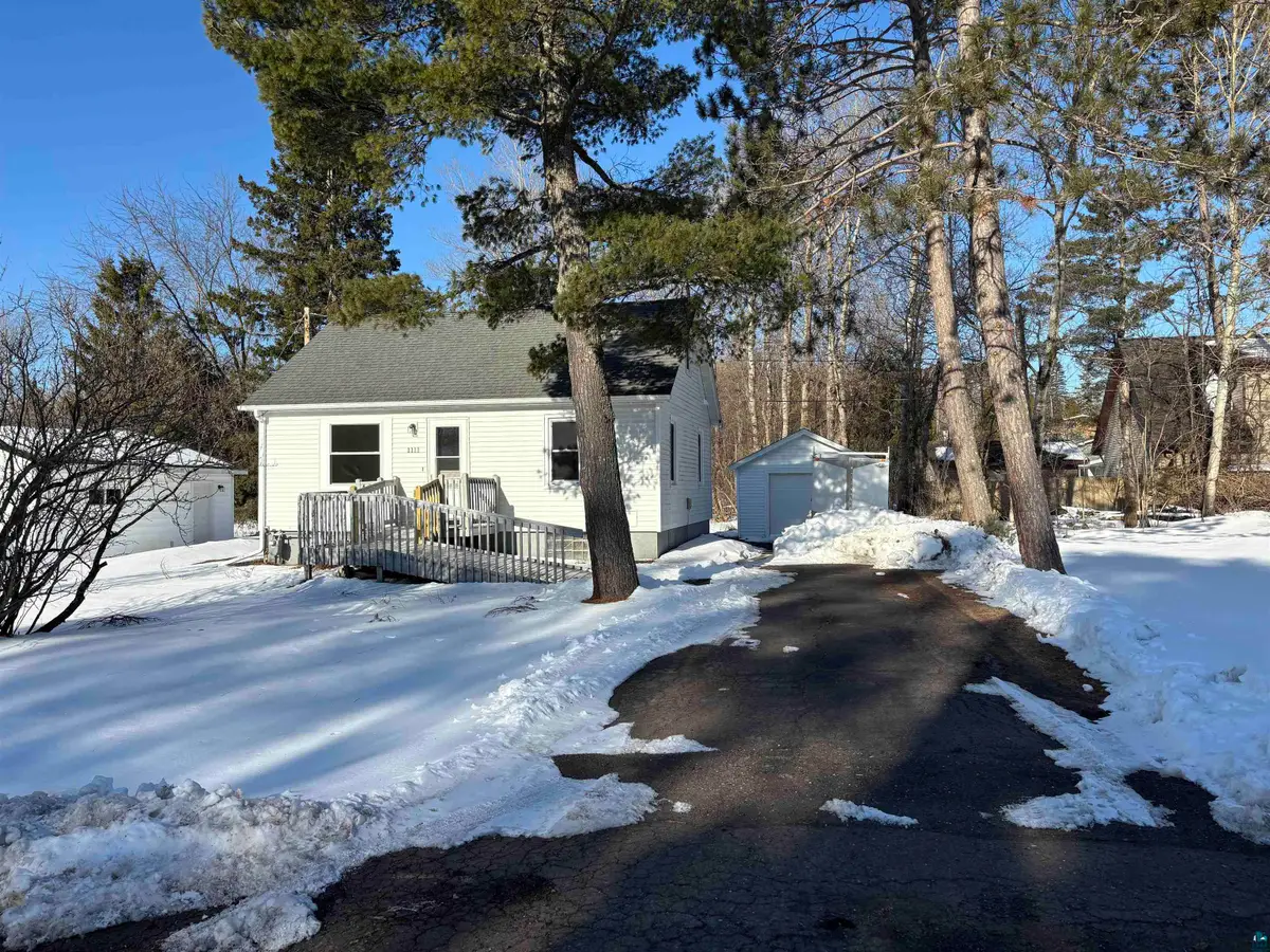 1111 N Robin Ave, Duluth, MN 55811 - #1