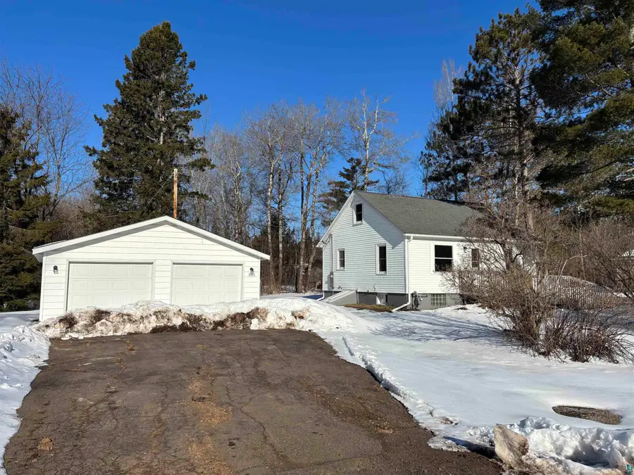 1111 N Robin Ave, Duluth, MN 55811 - #3