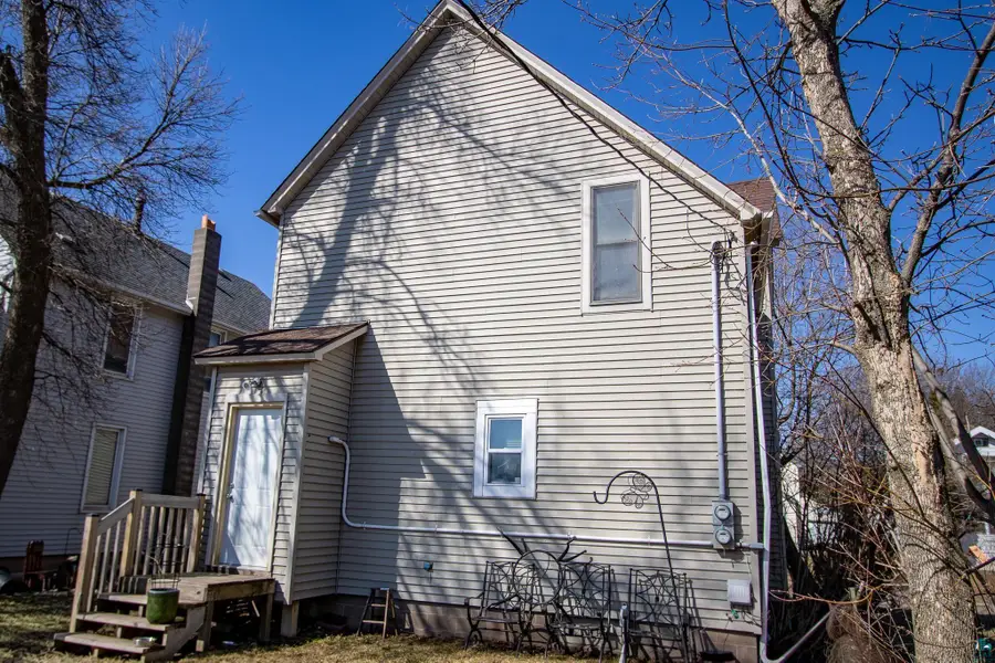 318 S 58th Ave W, Duluth, MN 55807 - #3