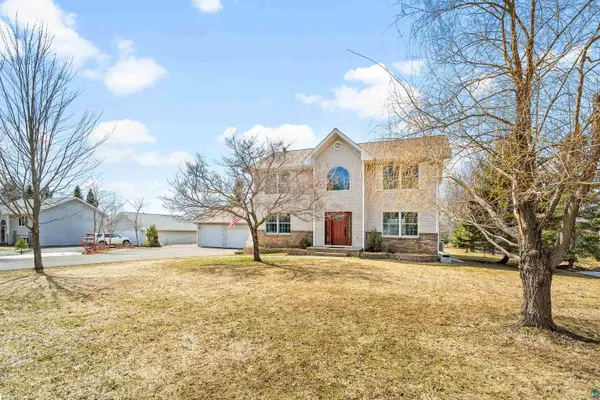 4025 Stebner Rd, Hermantown, MN 55811