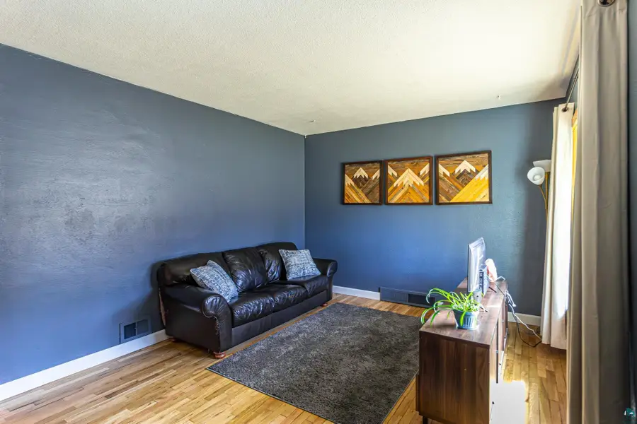 3 Merritt Dr, Virginia, MN 55792 - #3