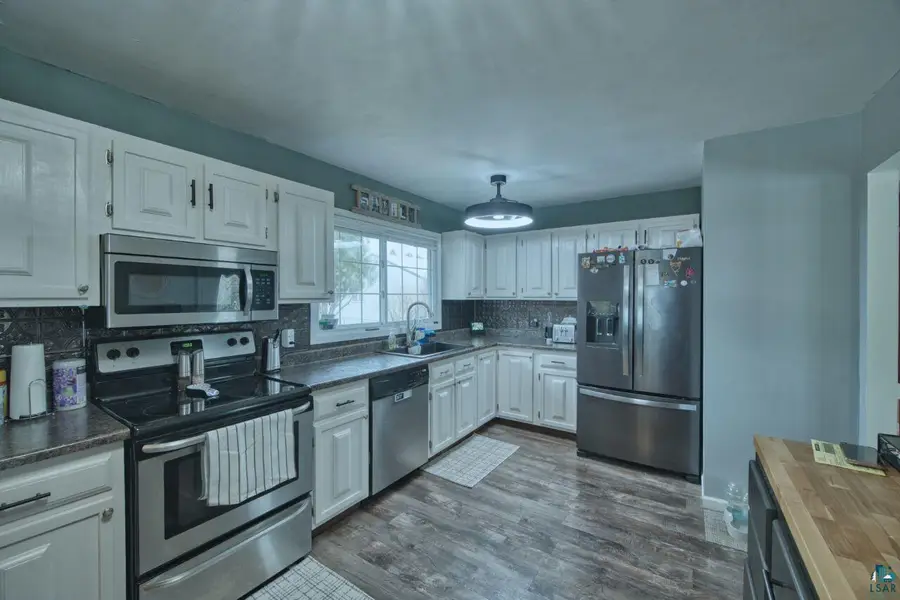 329 Wyandotte Rd, Hoyt Lakes, MN 55750-0000 - #3