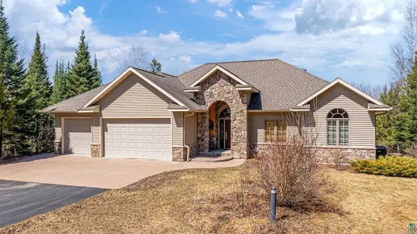 2211 Spaulding Dr, Ely, MN 55731