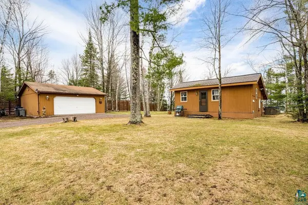5179 1st Ave, Duluth, MN 55803