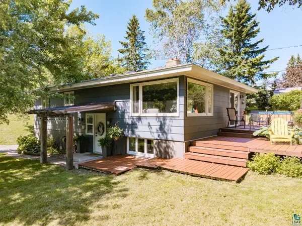 1905 Hutchinson Rd, Duluth, MN 55811