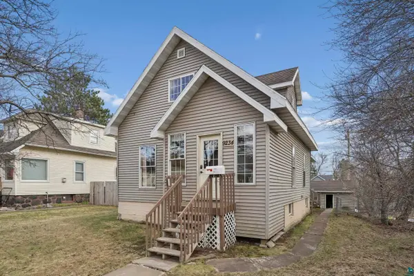 9234 Brook St, Duluth, MN 55810