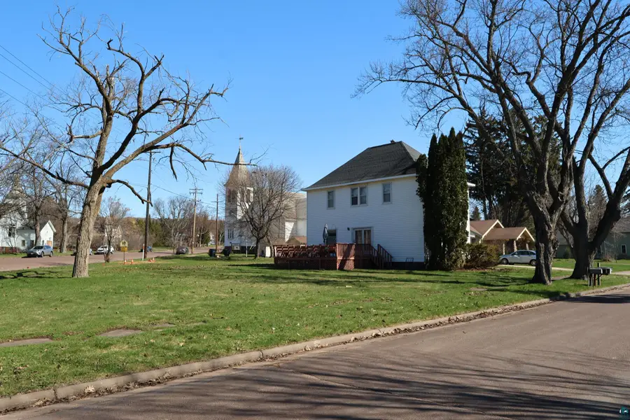 111 W 3rd St, Washburn, WI 54891 - #2