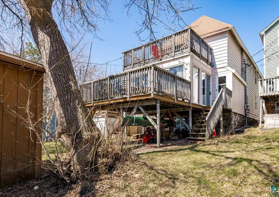 1612 E 6th St, Duluth, MN 55812 - #2