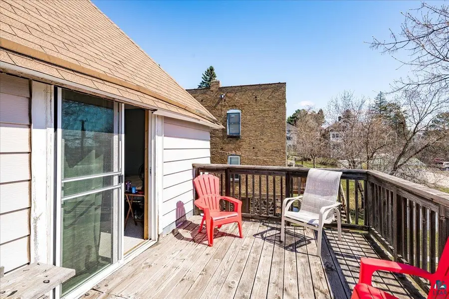 1612 E 6th St, Duluth, MN 55812 - #3