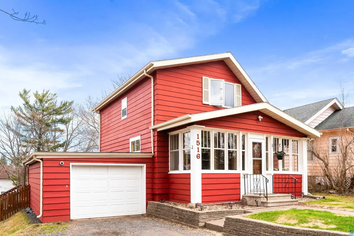 1516 N 8th Ave E, Duluth, MN 55805 - #1
