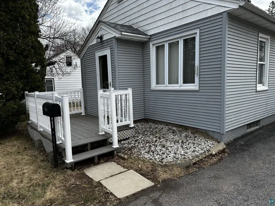2412 Selmser Ave, Cloquet, MN 55720 - #3