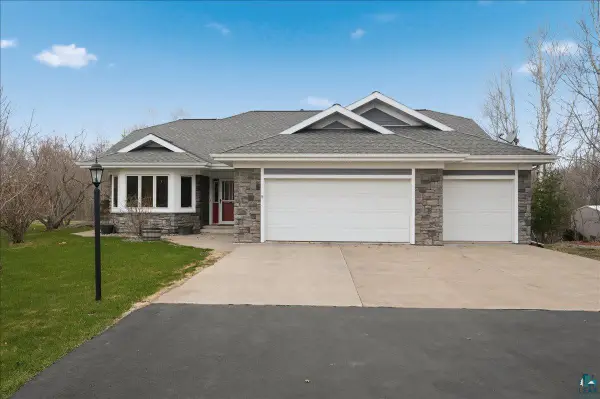 3977 Lavaque Rd, Hermantown, MN 55811
