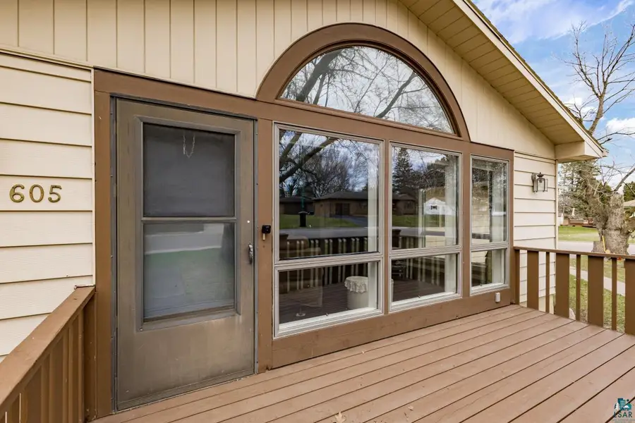 605 Slate St, Cloquet, MN 55720 - #3
